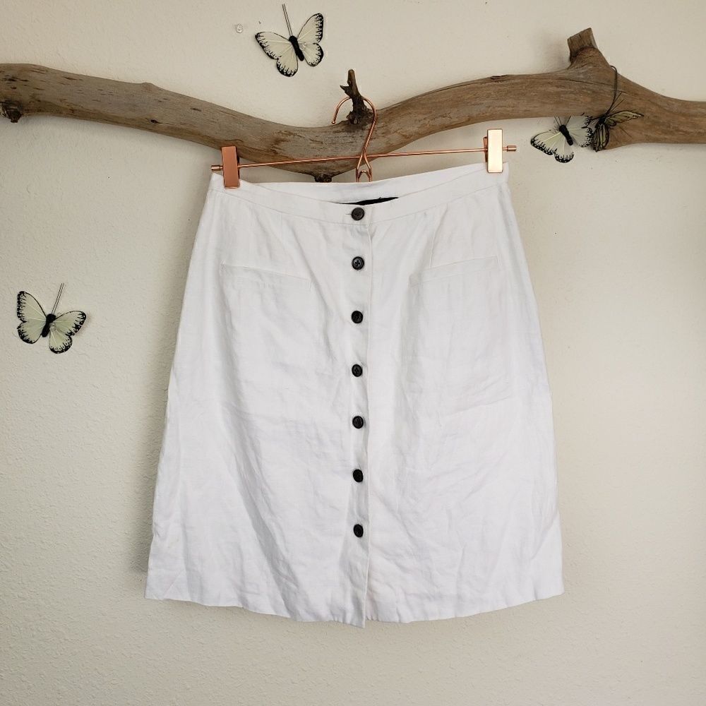 Classiquesโentierย linenโa-lineโskirtโbuttonโfront